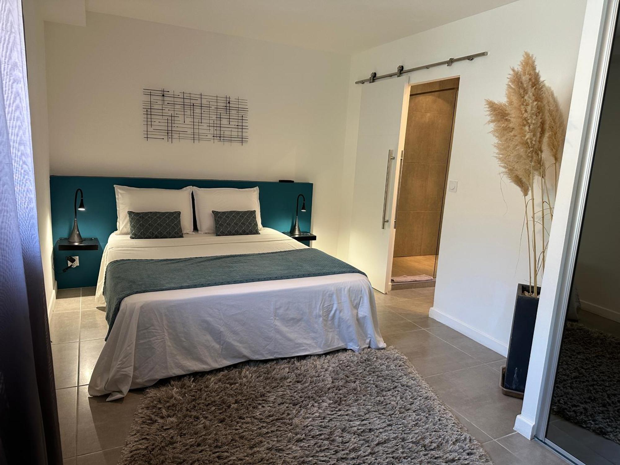 Maison Contemporaine Avec Piscine Privee Chauffee, Entre Plages Et Provence, Borne 11 Kw Istres Dış mekan fotoğraf